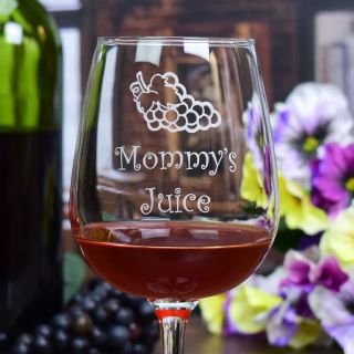Engraved Daddy's Or Mommy's Sipper Contour Wine Glass