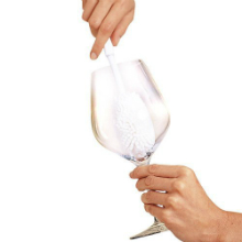 How to Choose and Clean Your Wine Glasses